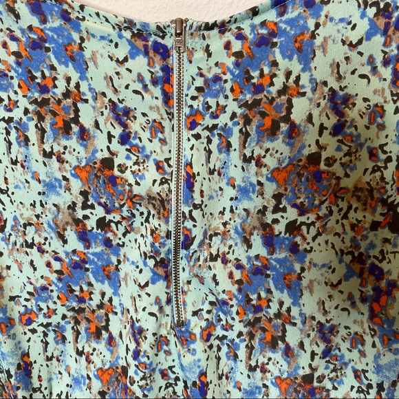 Junarose- Plus Size Sema Zeenan Shaped Dress - Picture 7 of 7